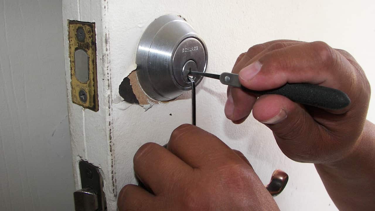 chiave spezzata serratura