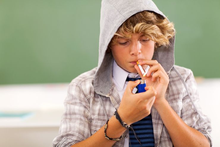 Adolescenti e fumo: consigli utili per capire se vostro figlio fuma