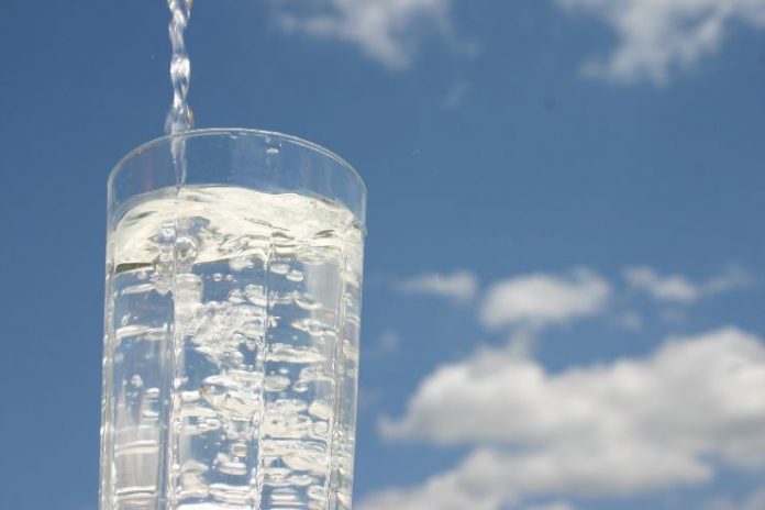 Acqua distillata: metodi fai da te per realizzarla a casa