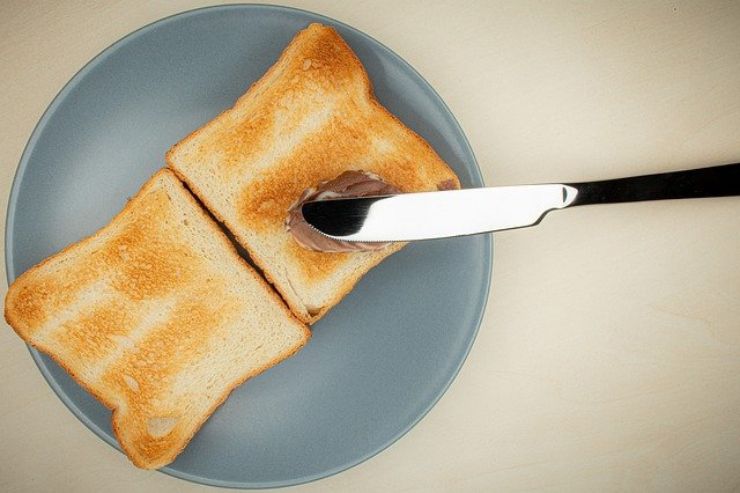 Pane tostato fa bene all'intestino: ecco perchè