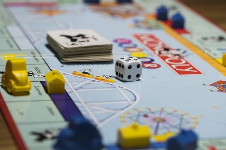 Come si gioca a Monopoly: tutto quello che c'è da sapere