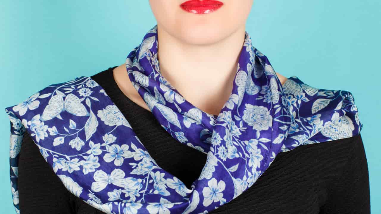 indossare foulard