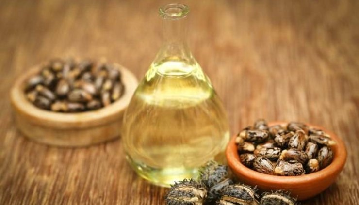 rimedi naturali per capelli secchi