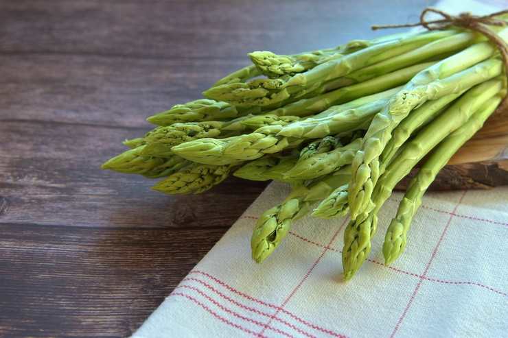 Lessare gli asparagi