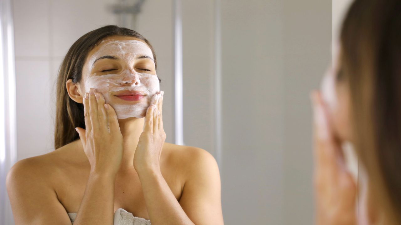 Esfoliazione pelle del viso: ecco perchè è importante