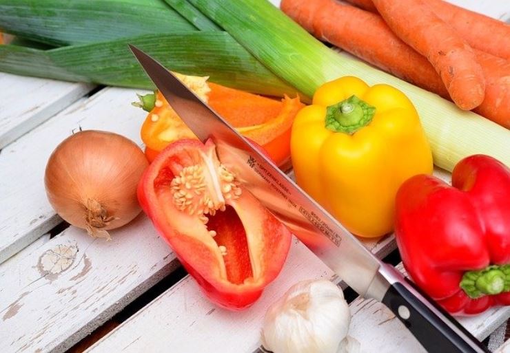 6 cattive abitudini in cucina che mettono inaspettatamente a rischio la salute