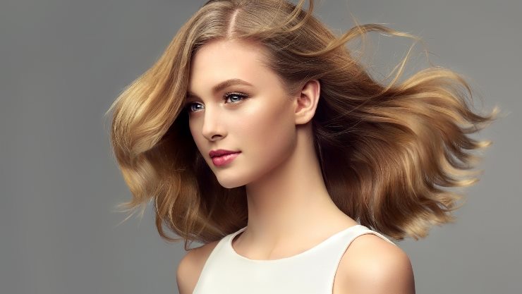 Come avere capelli bellissimi con le tinture tutte naturali: la copertura è al top