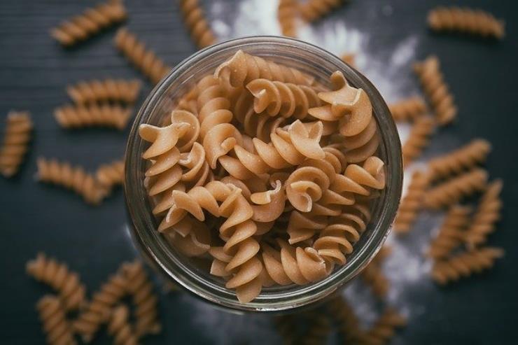 Pasta, fa male mangiarla a cena? La risposta dell'esperto