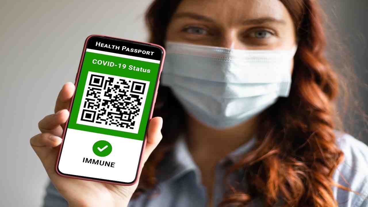 Dipendenti pubblici senza green pass sospensione dello stipendio