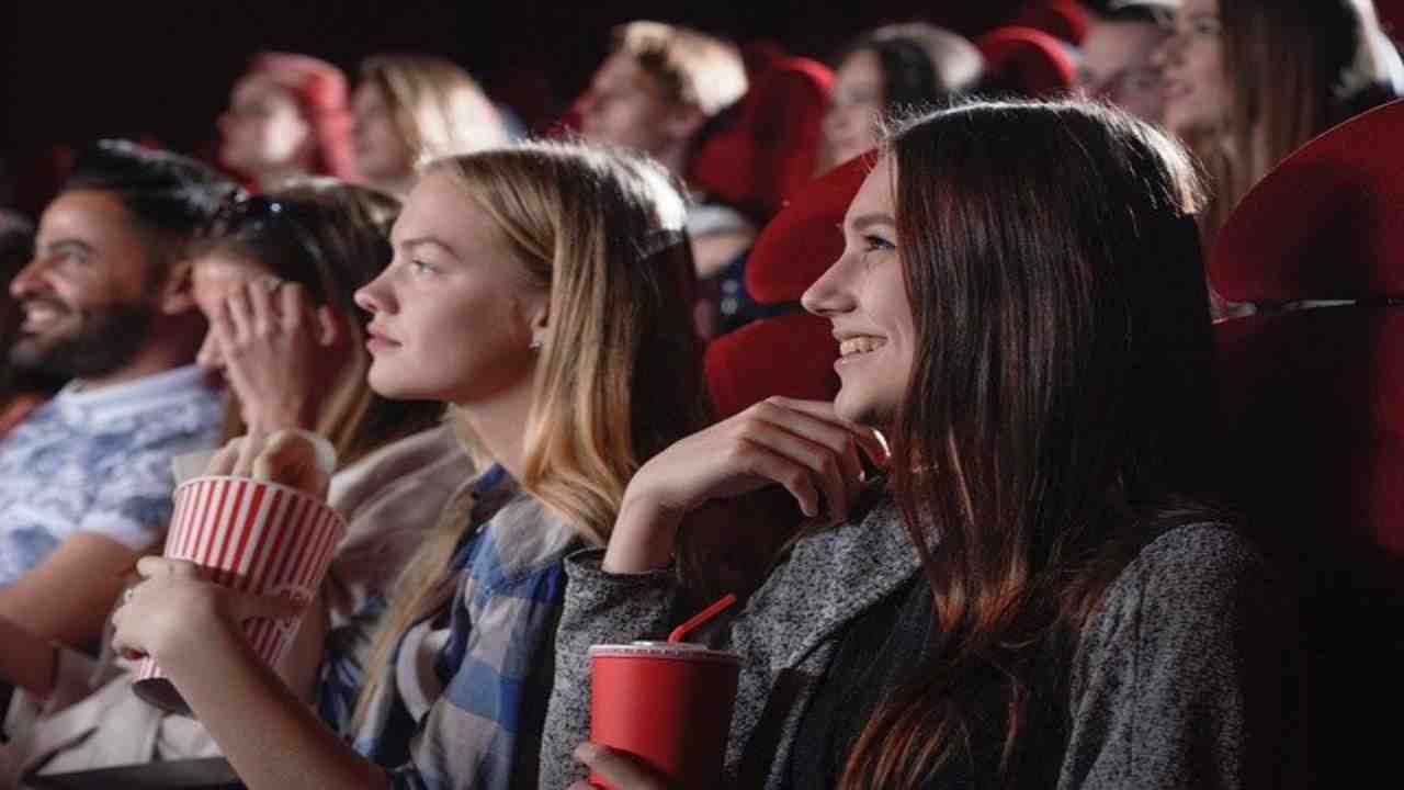 Andare al cinema fa bene alla mente e al corpo ecco cosa rivelano gli studi