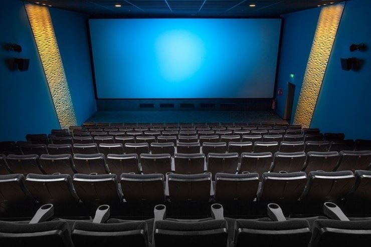 Andare al cinema fa bene alla mente e al corpo ecco cosa rivelano gli studi