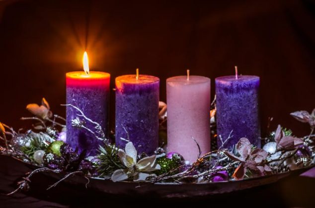 Candela Effetto Vetro Viola - Cera Naturale Vegana, 85mm, 20-40 Ore Di Durata
