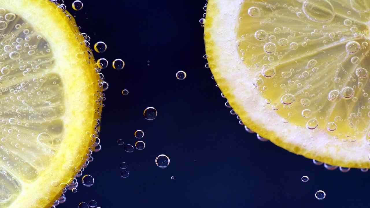 Limoni bolliti ecco perché dovremmo farli, incredibili gli effetti