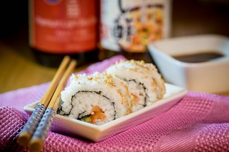 Sushi e cibo giapponese: come riconoscere maki, uramaki e tamaki