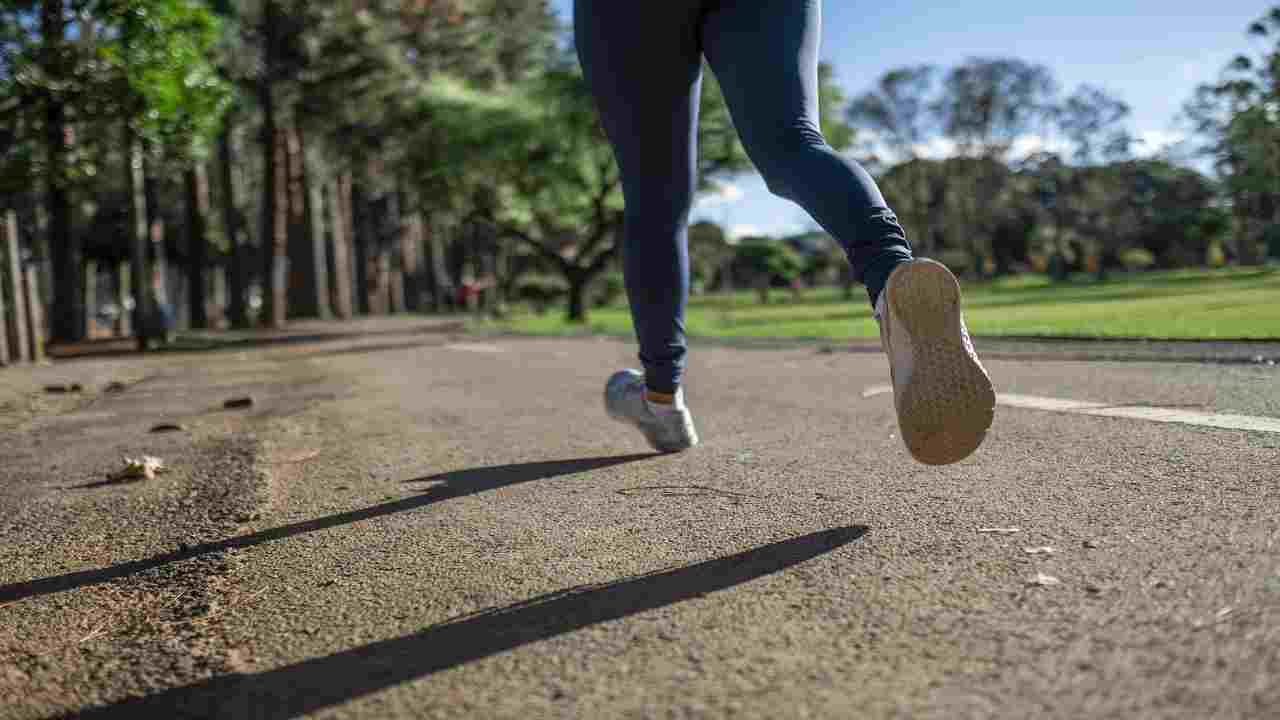 Correre o camminare quali tra le due cose fa dimagrire, ecco finalmente la scoperta