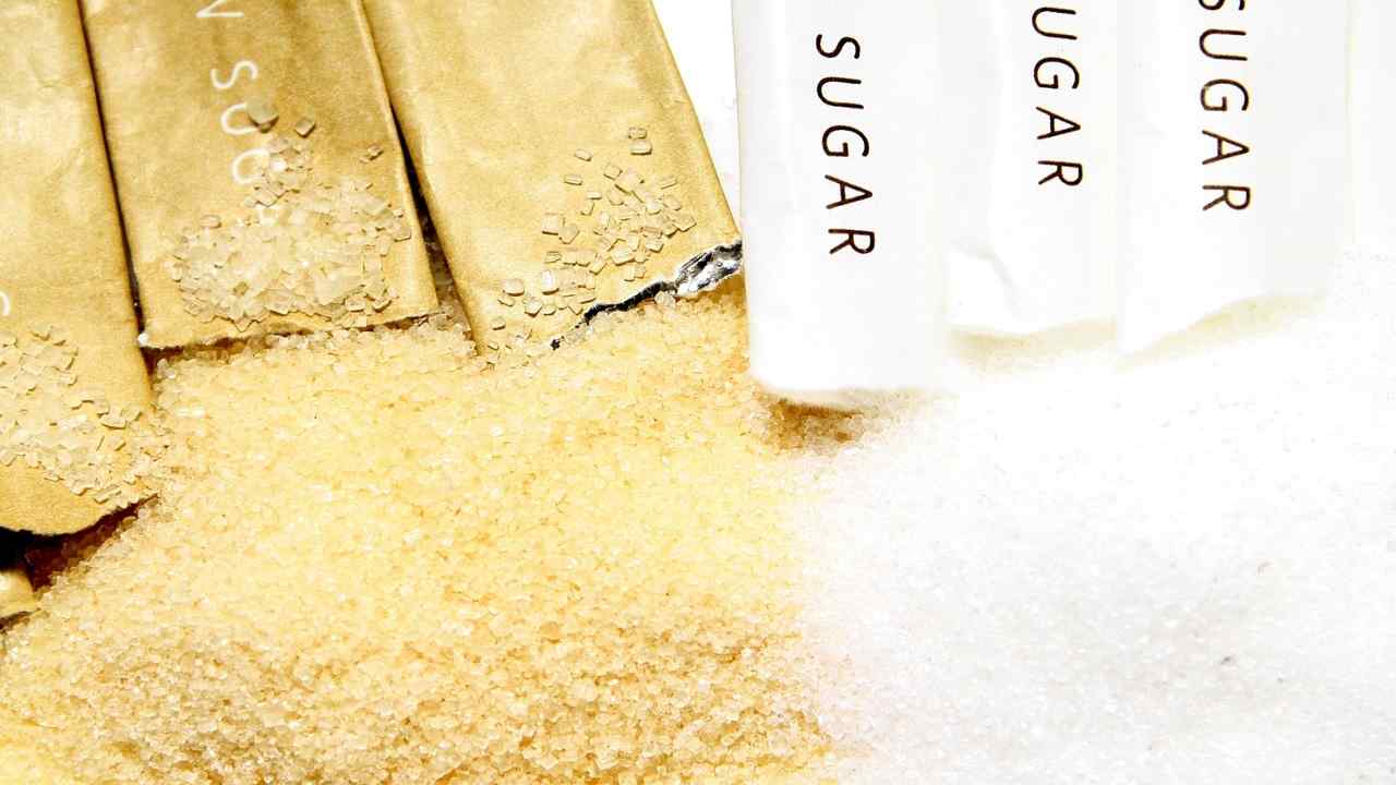 Zucchero bianco o zucchero di canna, quali le differenze