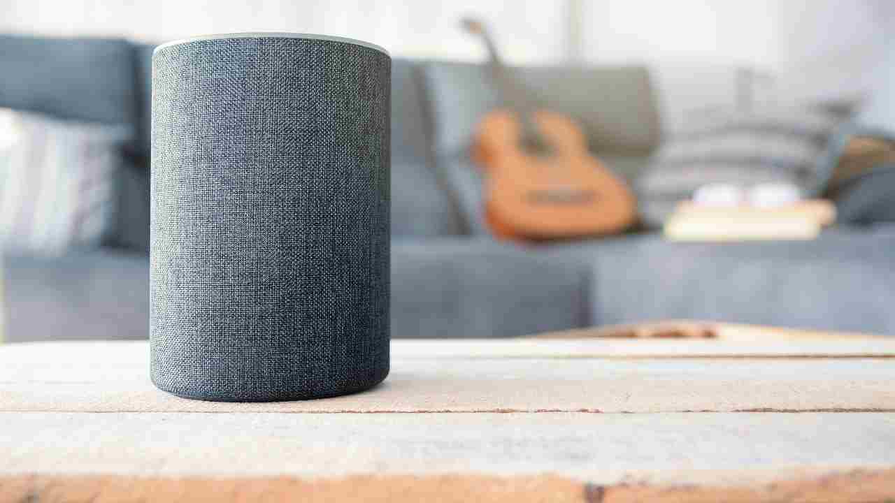 Alexa di Amazon non la dovete mai mettere in una stanza della casa ecco perchè