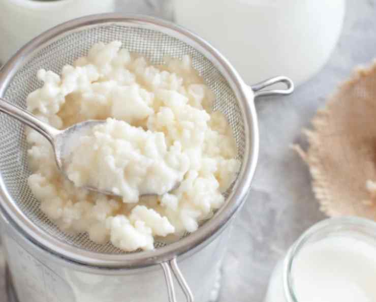 Regolarizza l'intestino come un orologio ed è ricco di proprietà, ma non è lo yogurt!