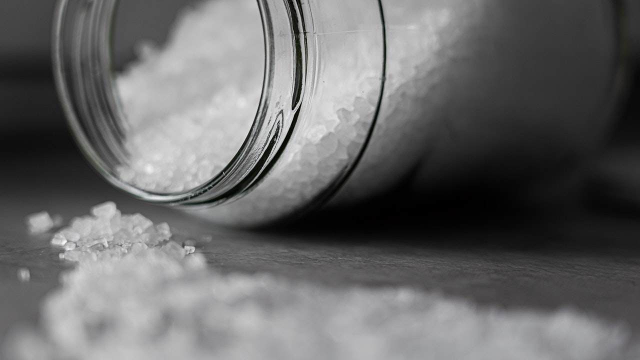 Secondo di Capodanno da leccarsi i baffi: l'ingrediente principale è il sale! 20211228 Nonsapeviche.com