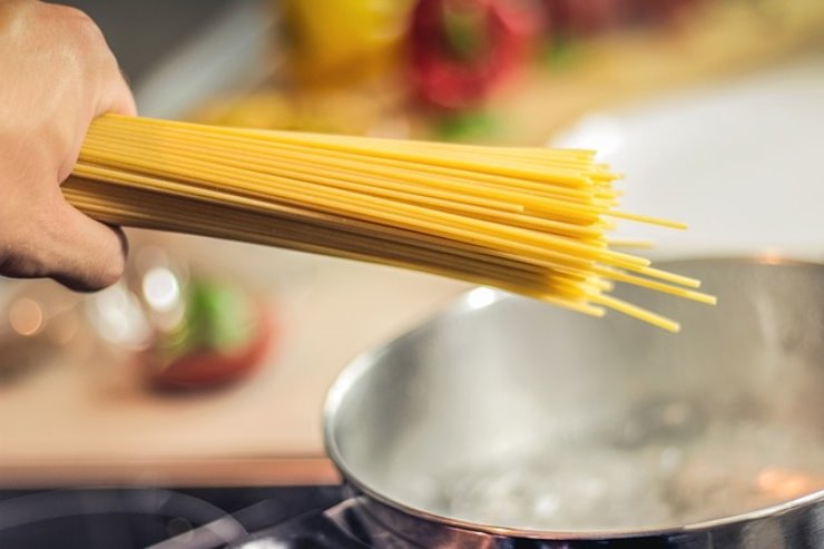 Pensi di saper cucinare la pasta per bene, hai sempre fatto questo errore ecco chi ce lo rivela