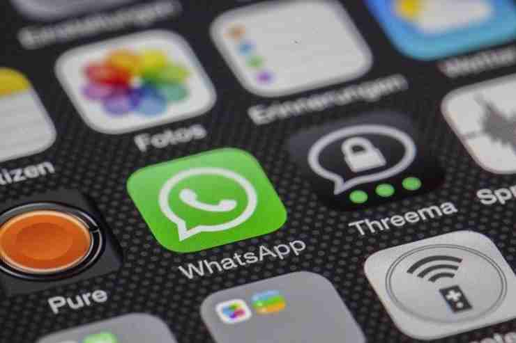 Whatsapp, come abbandonare un gruppo senza farsi sprecare: il trucco da conoscere