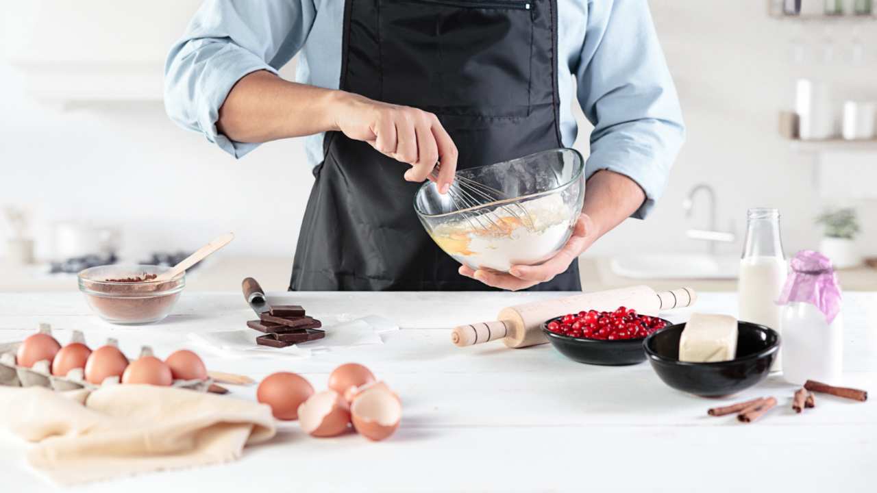 Un piatto veloce e leggero, sia dolce che salato da realizzare: l'ingrediente fondamentale sono le uova! 2022-01-30 Nonsapeviche.com