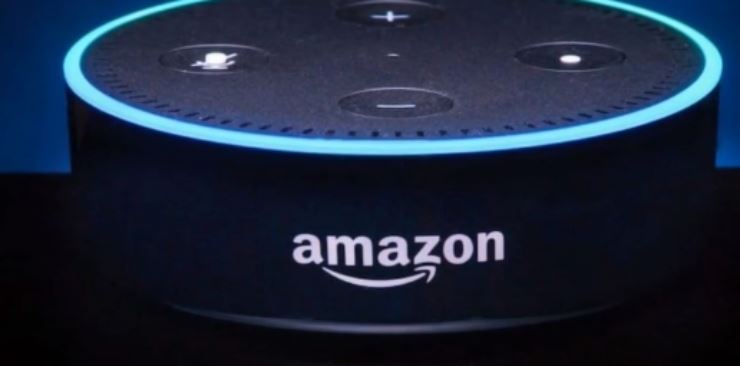 Con Alexa in casa, la privacy dove è andata a finire? Ma vi spia? Ecco cosa è stato scoperto