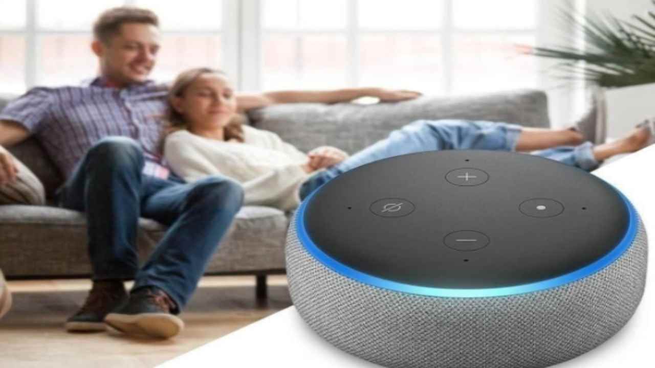 Con Alexa in casa, la privacy dove è andata a finire? Ma vi spia? Ecco cosa è stato scoperto