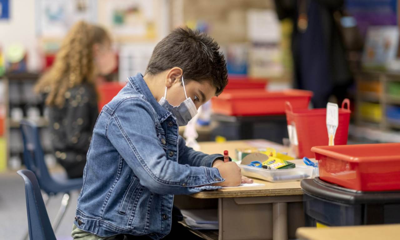 Addio mascherine a scuola bambini - NonSapeviChe