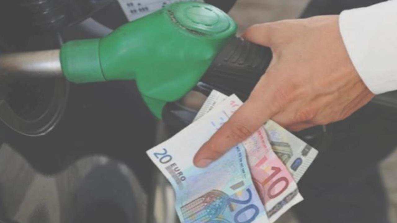 Caro benzina come risparmiare - NonSapeviChe
