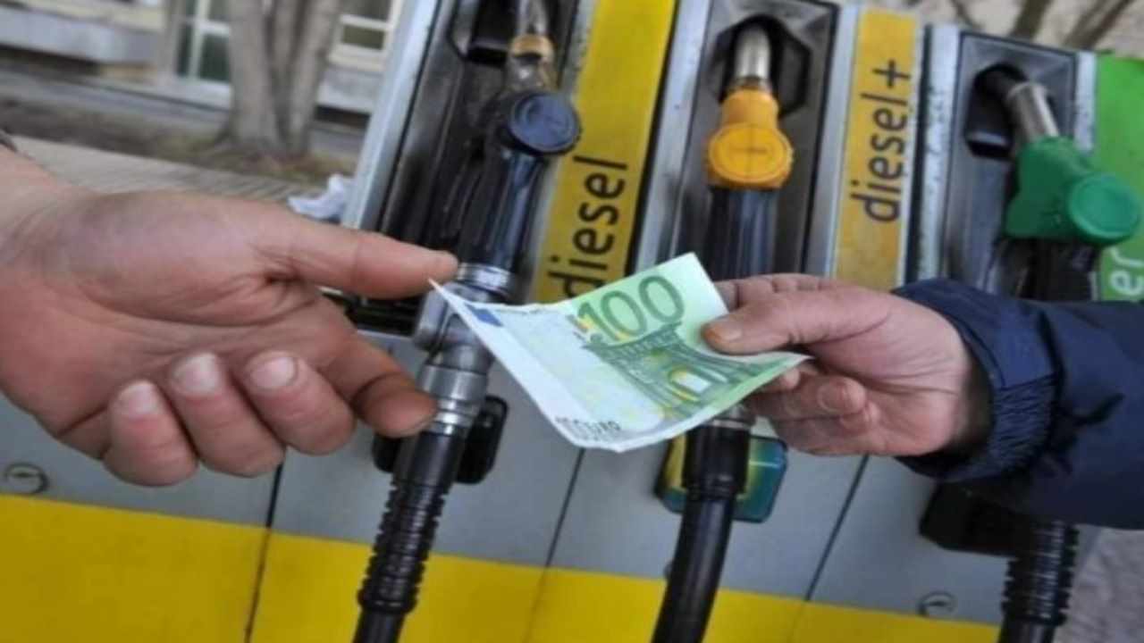 200 euro di benzina in bonus solo se la tua azienda vuole erogarlo, ecco cosa sapere