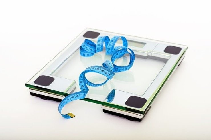 Come calcolare il proprio peso forma in base alla corporatura, facile e intuitivo