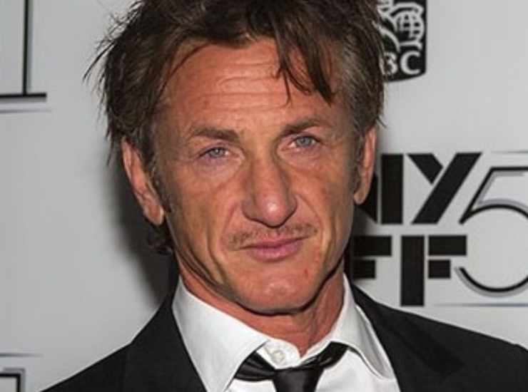 sean penn 13032022 (2)