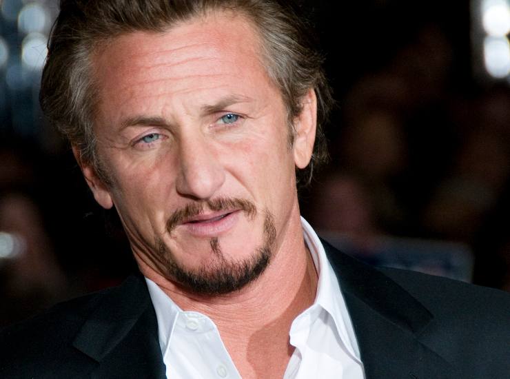 sean penn 13032022 (2)