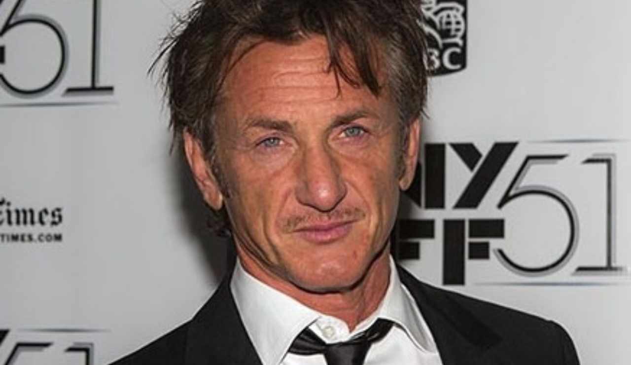 sean penn 13032022 (2)