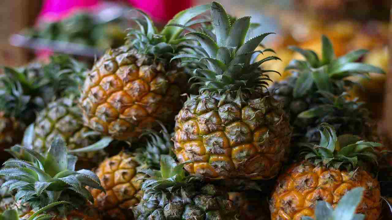 Dieta dell'ananas, tutti i suoi incredibili benefici, ecco perchè noi donne dovremmo farla