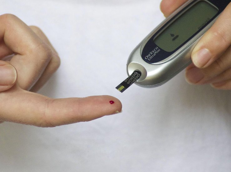 sei diabetico e hai diverse patologie ti spettano più  di 500 euro di invalidità, indipendentemente dal reddito ecco cosa devi fare