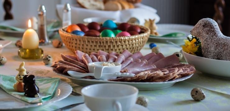 Come apparecchiare la tavola a Pasqua secondo il galateo