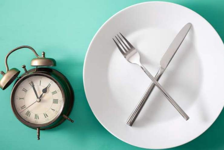Dieta orari in cui non mangiare - NonSapeviChe