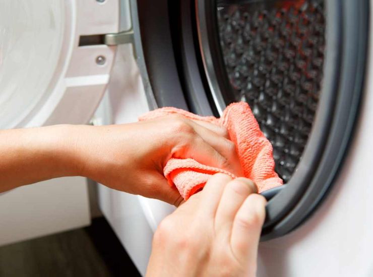 La lavatrice puzza e anche in manier ainsopportable: ecco chi può davvero aiutarvi 19062022 Nonsapeviche