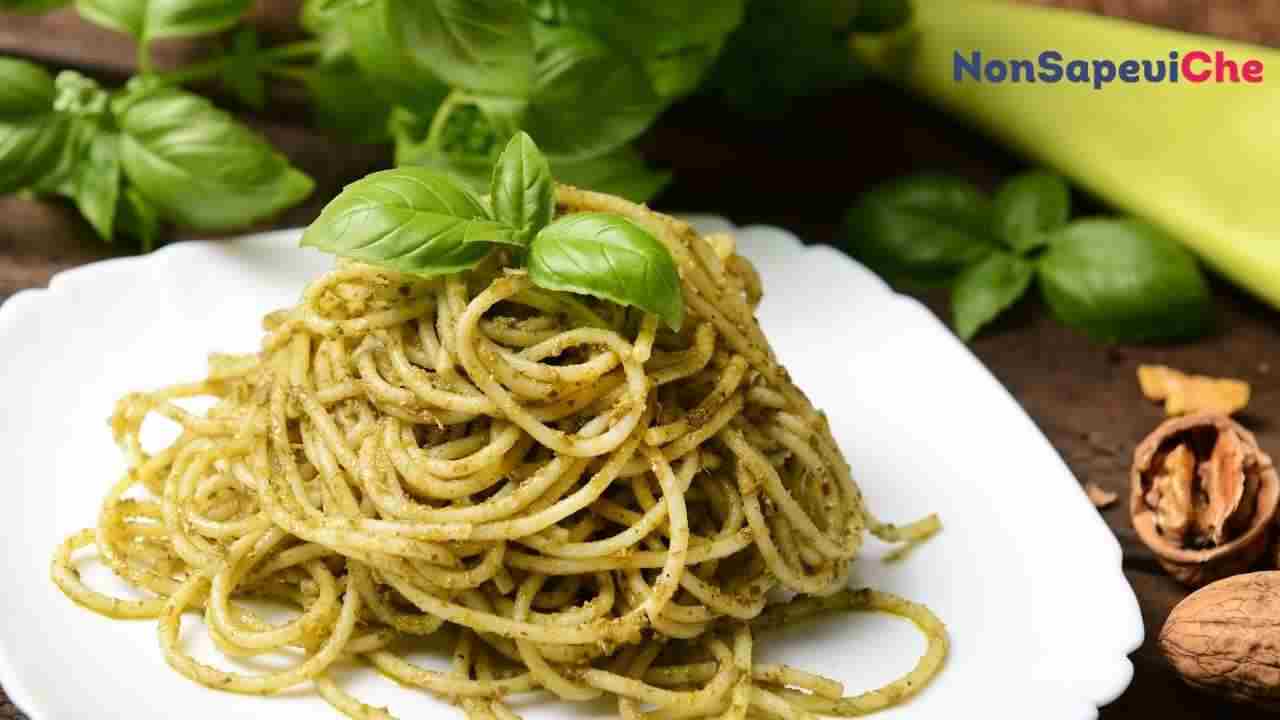 Il pesto non è solo di basilico: 3 ricette da leccarsi i baffi