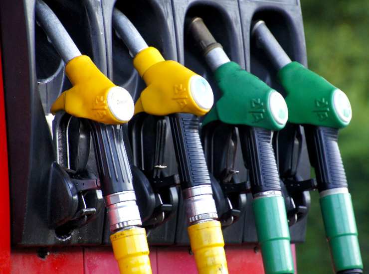 come risparmiare sulla benzina con questi trucchetti 05072022 Nonsapeviche