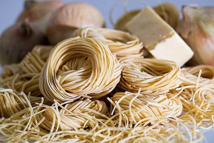 Caro spesa cosa sta succedendo, a che prezzi arriverà la pasta?