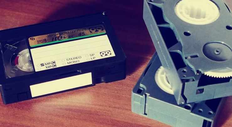 Hai ancora cassette vhs? Ecco quanto valgono ora