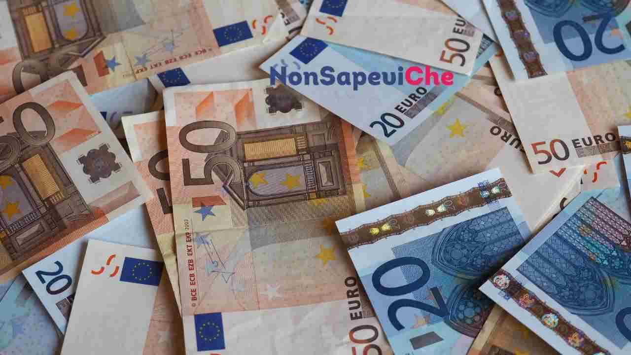 Bonus 500 euro prima della fine di agosto, cosa bisogna fare