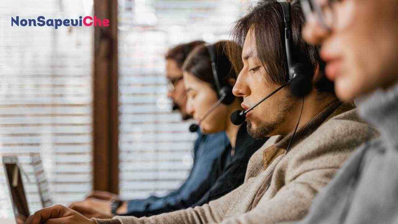 Telefonate dai call center fastidiose, finalmente da oggi possiamo bloccarle