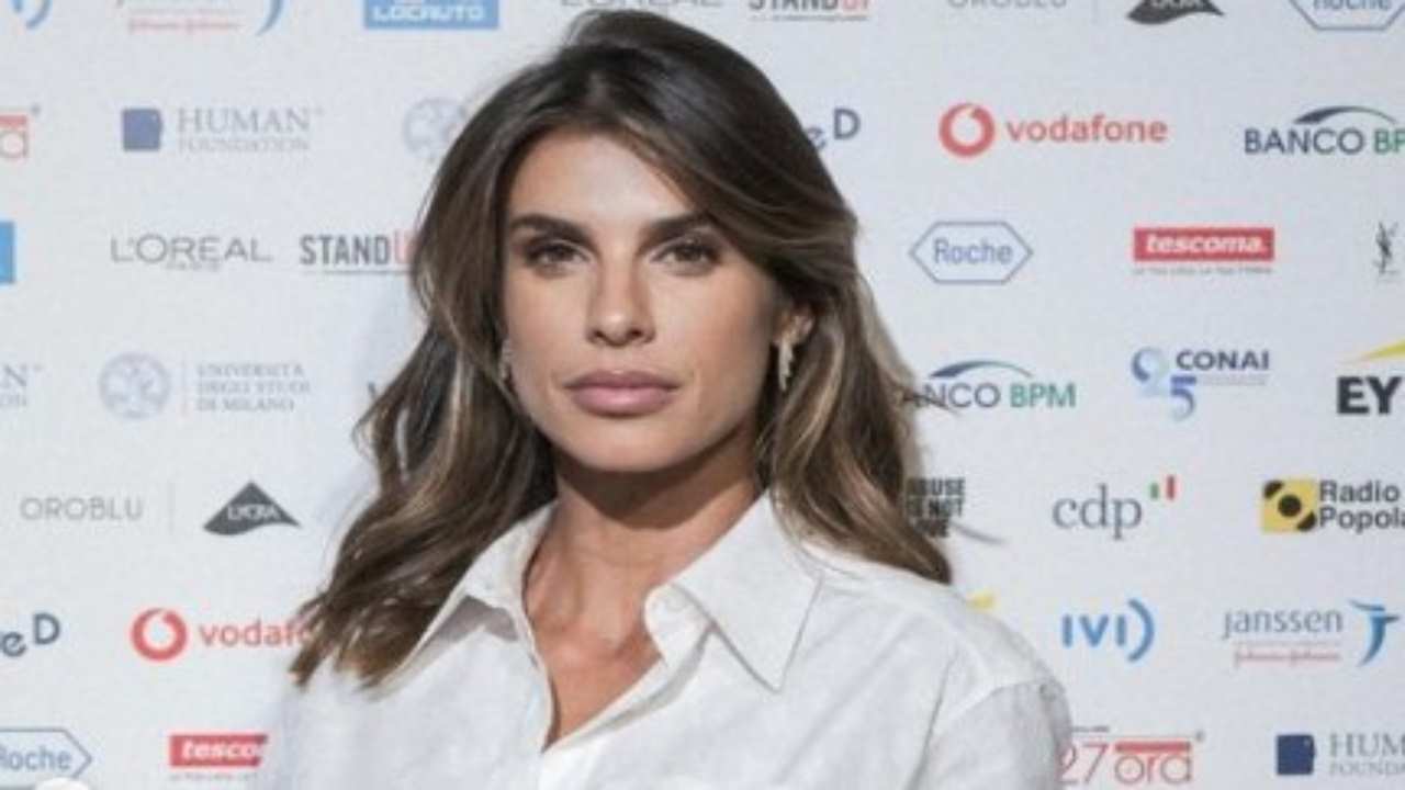 Elisabetta Canalis lifting senza bisturi ne punturine, ecco il suo segreto