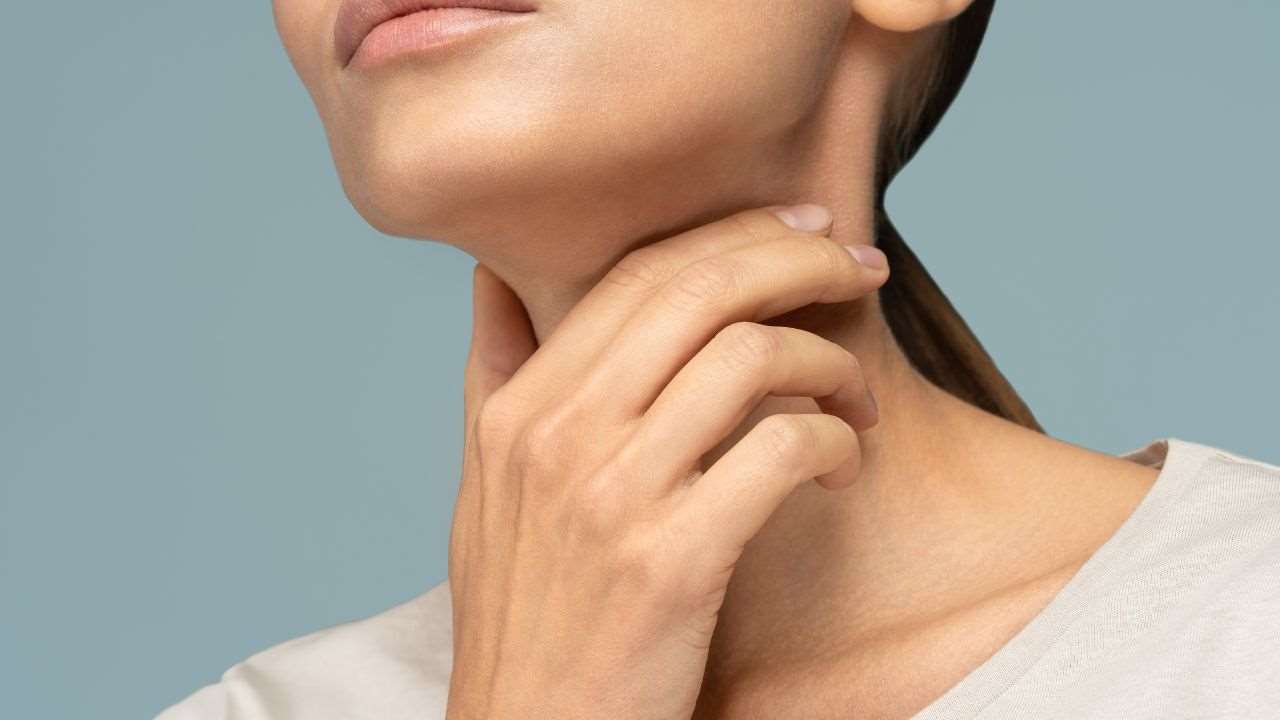 Noduli o palline sul collo, la prima barriera in difesa dell'organismo, cosa bisogna fare