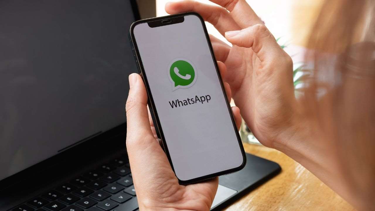 WhatsApp tra poco in molti dovranno dire addio a questa app